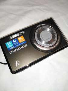 OLYMPUS Digital Camera 14MP