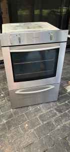 Westinghouse electric oven and gril