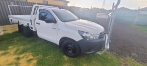 Toyota Hilux workmate 4x2 single cab