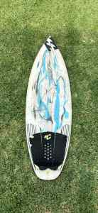 4’10 surfboard short board
