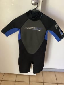 Kids Wetsuit Size 12 $20 - Burpengary East
