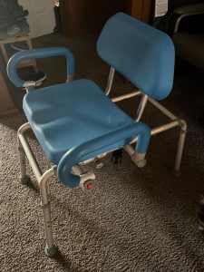 Shower chair, easy mobility