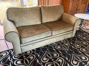 Deluxe velvet sofa in excellent condition