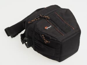 Lowepro Adventure TLZ 15 small camera shoulder bag
