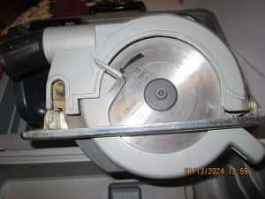 18volt Battery powered 150 mm circular saw plus blade in case,,