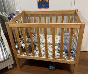 Baby cot with mattress for free
