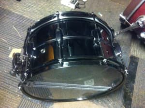 Tama Big Black Steel 15 x 8 snare drum