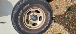 Toyota landcruiser 80series Wheels and tyres 