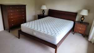 Bedroom 5-piece set, Q-size bed incl mattress $900 pick up