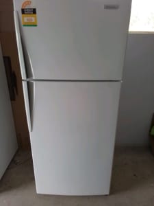 Refrigerator Westinghouse frost free