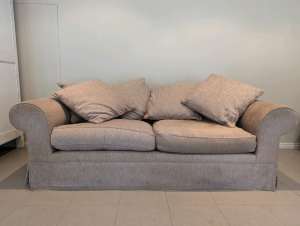 FREE Comfortable Couch / Sofa