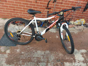 kmart crest mountain bike