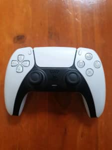 PS5 Controller White