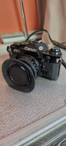 Canon SLR camera with accessories 