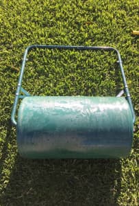 lawn water roller $20 hire 