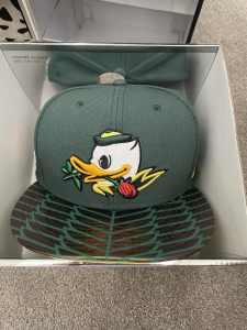Nike Oregon Ducks Snapback Hat “2012 Rose Bowl Champions”