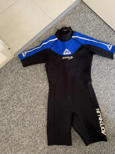 Adult spring suit/ wetsuit sz Small