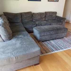 Lounge suite - corner 7 seater with foot rest