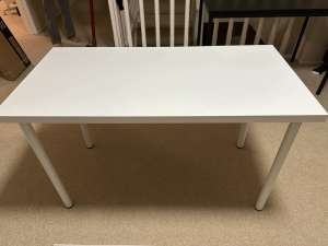 Ikea LAGKAPTEN Desk in white