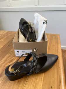 Bared sandals - Wigeon - size 41