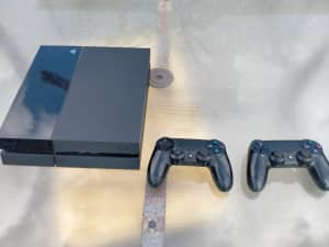 Pre-owned PS4