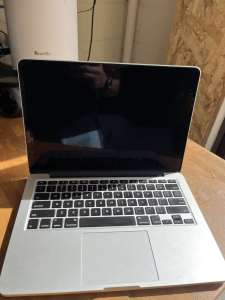 Well-Maintained MacBook Pro 2015 i5, 8GB RAM for Sale