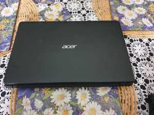 Acer Aspire E1-531 Laptop
