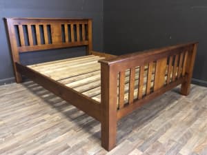 Queen size bed frame SYDNEY DELIVERY AVAILABLE 🚛