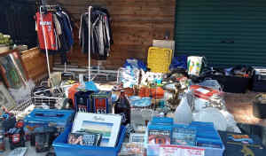 HUGE GARAGE SALE **SATURDAY 20th APRIL 8am-2pm EVERYTHING CHEAP!!!