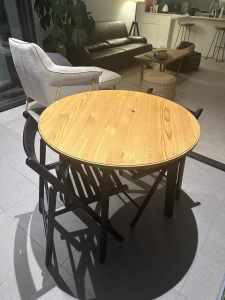 Ikea round table and chairs