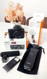 Sony ZV-1 Vlogging Camera with Accessories