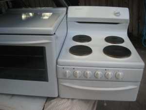 Westinghouse side-by-side electric oven fan forced works 100%