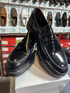 Men loafers patent leather