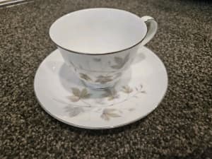 Noritake teacup x 4 ( harwood japan)