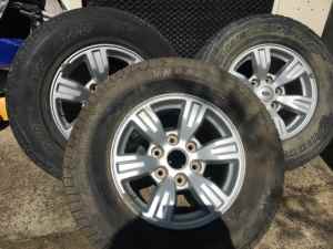 Ford Ranger alloy wheels x 3-16inch/6 st (4/09 to 6/11)-tyres no good