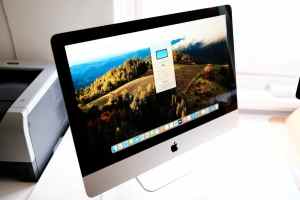 Apple iMac Retina 4K, 21.5-inch, Late 2015 computer