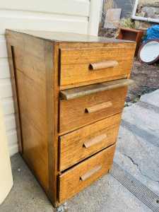 Oak kitchen drawers with a bread board, need some restoration