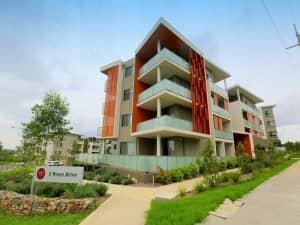 Exclusive Potts Hill 2 bed/2 bath ground level apartment