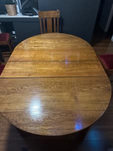 English Oak dining table with 6 chairs