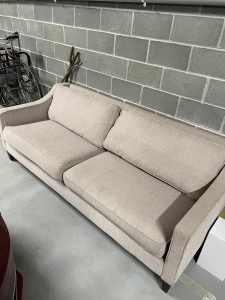Good condition couch 300 RRP 800