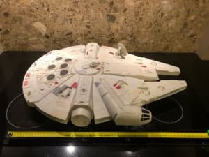 Star Wars Millennium Falcon (70cm wide)