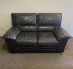Leather Lounge/Sofa