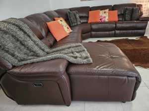 Leather lounge with reclining chase and end chair