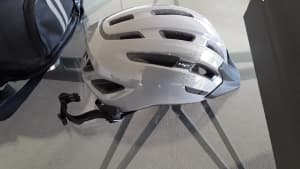 Bicycle helmet - MET