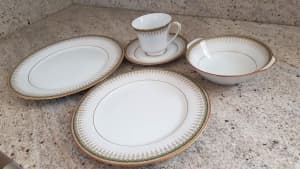 6 Person Dinner Set by Noritake made in Japan. New Set.