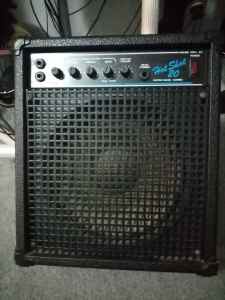 Hot Shot 20 Guitar-Bass Combo Amplifier