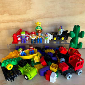 Lego DUPLO Toy Story figures plus assorted pieces