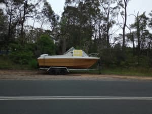 boat & trailer for sale ALL UNREGESTERED. the pics tell its story