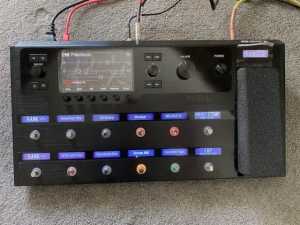 Line 6 Helix Floor boxed, as new, complete with Native software