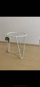 Pot plant stand - brand new condition
